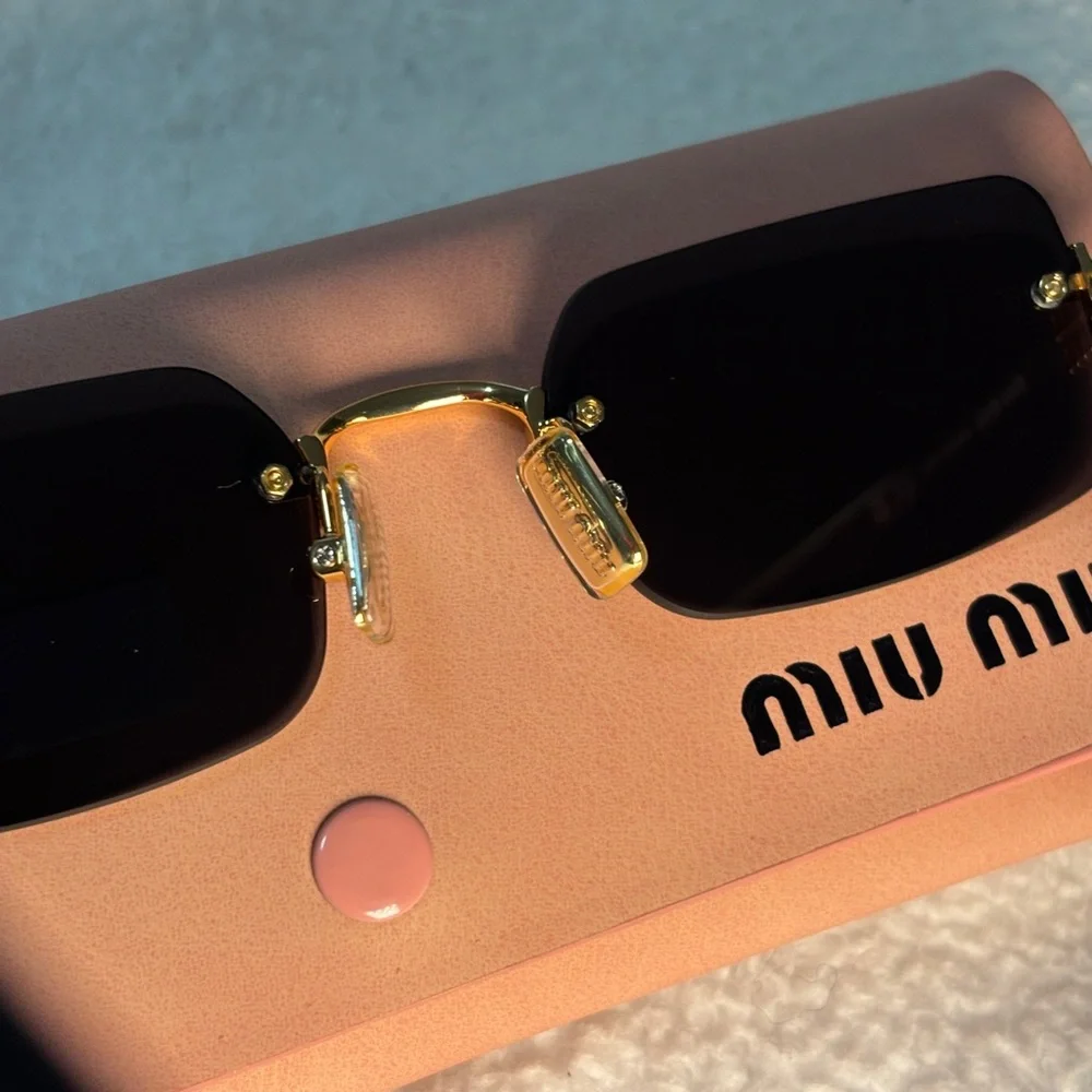 Miu Miu these miu